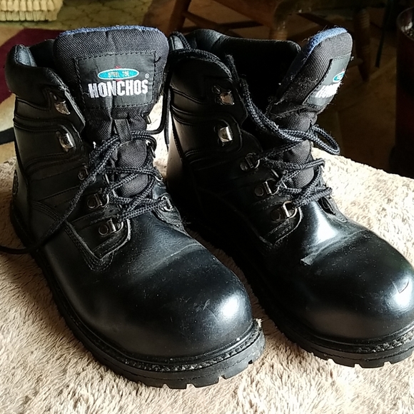 HP 6/8! Steel toe boots all broken in - Picture 2 of 6